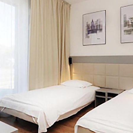 404 Rooms Wolska Apartament Varsovia Exterior foto